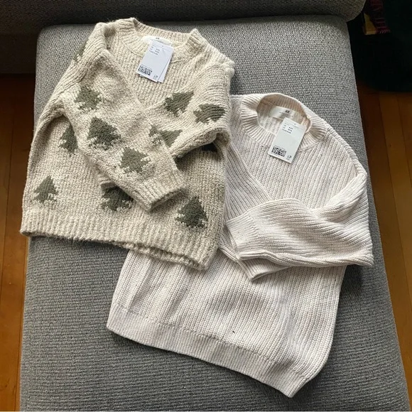 Bundle of NWT H&M Sweaters (Christmas) - Picture 1 of 3